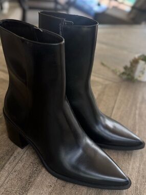 Black Pointed Leather Ankle Boots with Block Heel by H&M size 8 NWOT.